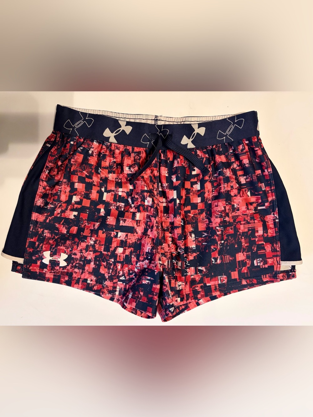Under Armour Girls Large Athletic Shorts